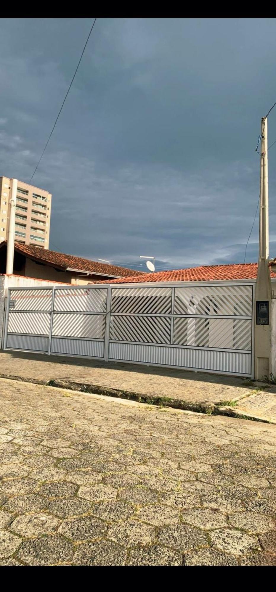 Casa Maravilhosa E Ampla Pe Na Areia Com Piscina, Area Gourmet Com Churrasqueira Em Deck Coberto Frente A Piscina, 4 Quartos Confortaveis E Espacosos, Sendo 2 Suites, Cozinha Americana E Sala De Jantar, Ampla Garagem Para 6 Carros - Mercado Na Rua Da Praia Grande Dış mekan fotoğraf